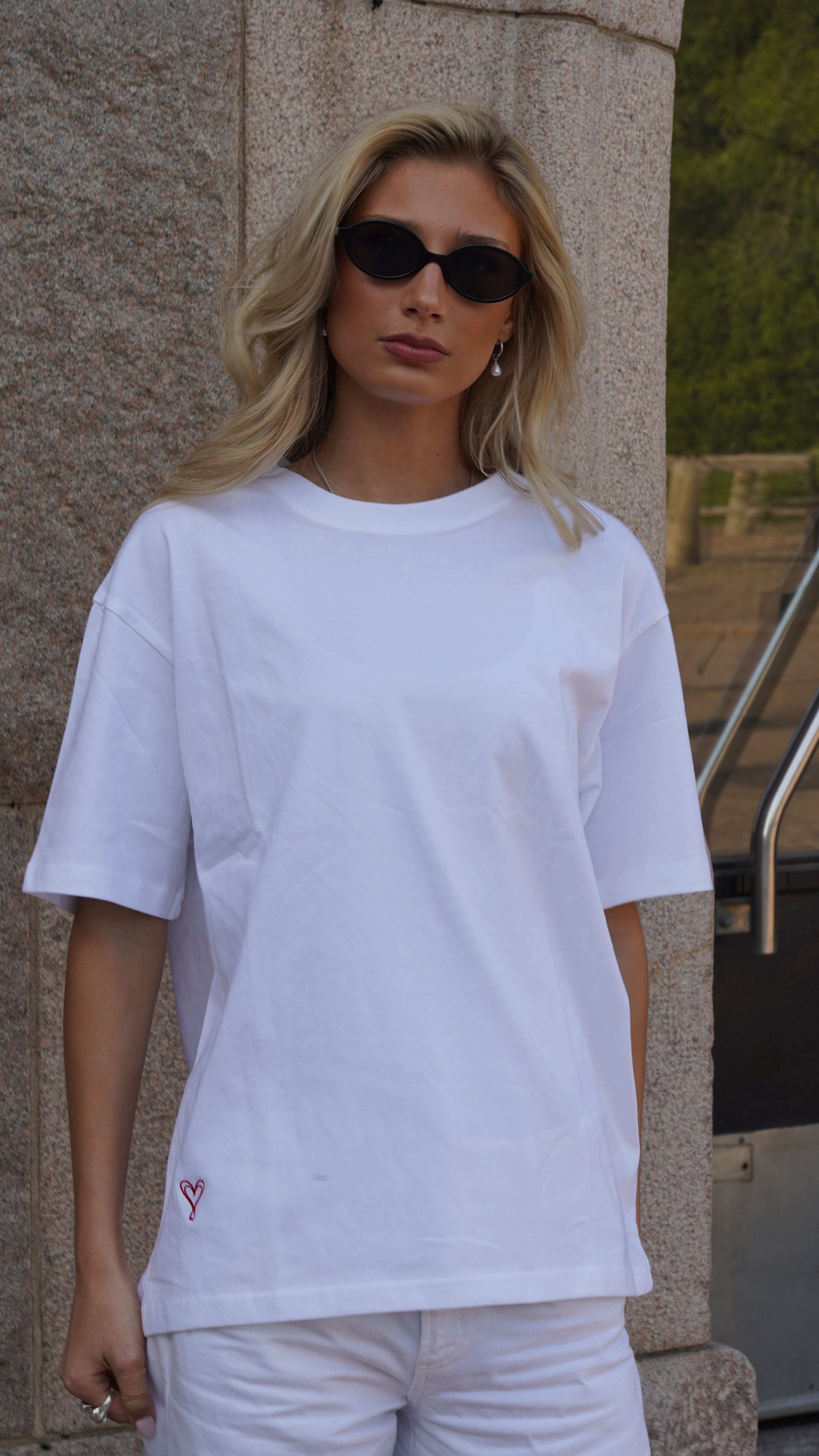 Woman´s Avellé Oversized T-shirt White
