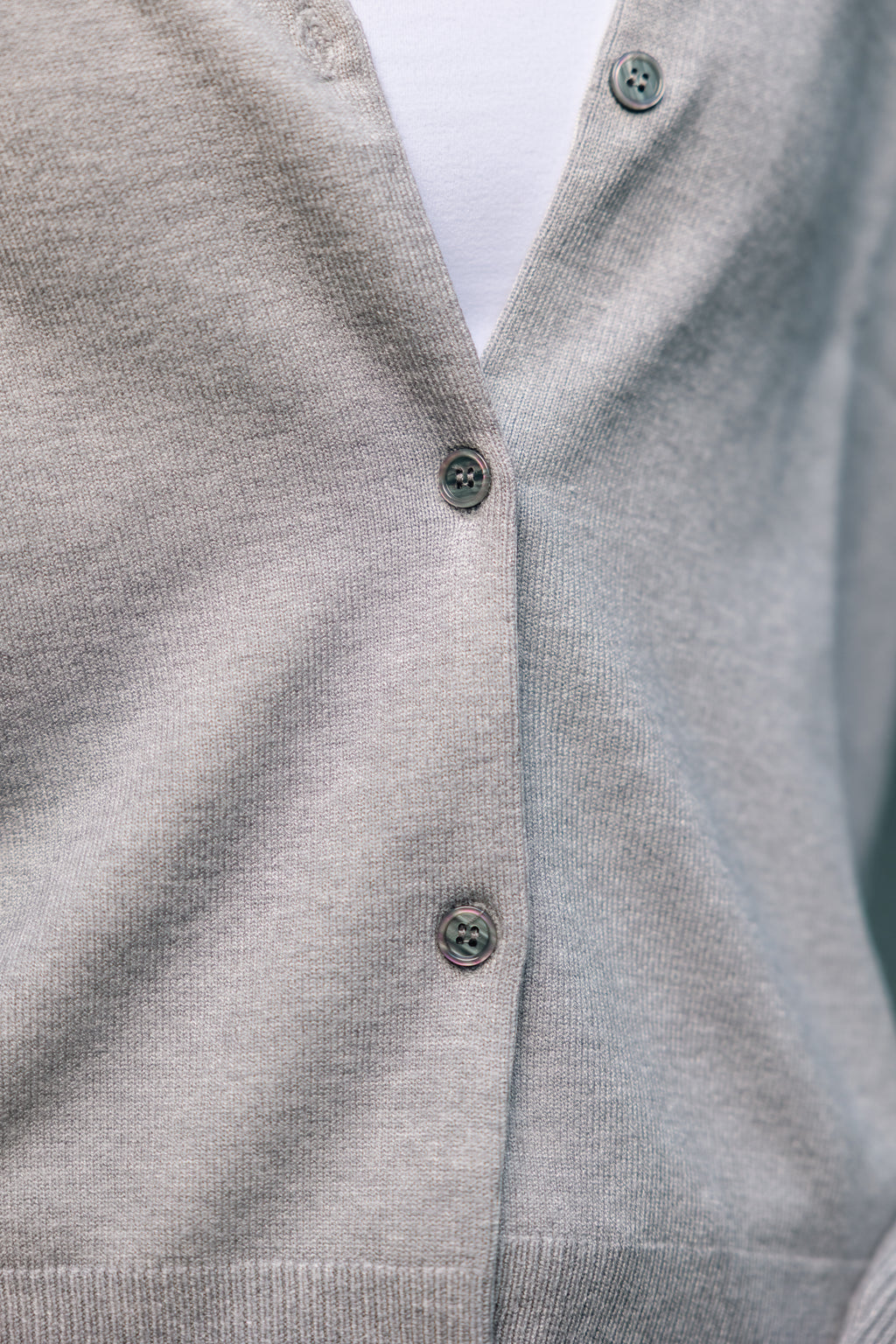 Woman´s Cardigan Grey